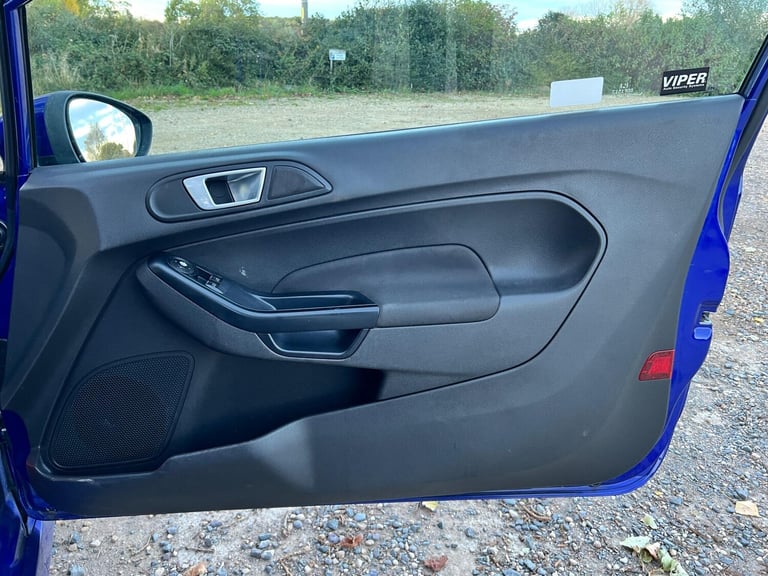 2014 Ford Fiesta 1.6T EcoBoost ST-2 Hatchback 3dr Petrol Manual Euro 6 (182 ps) HATCHBACK Petrol ...