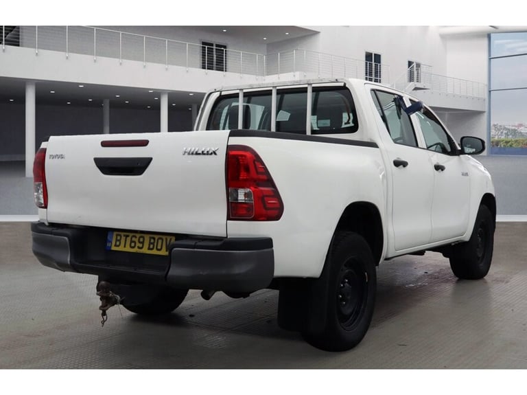 2020 Toyota Hilux Active 2.4 148 PS 4WD Double Cab Pick-up Diesel Manual