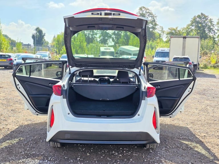2018 Toyota Prius 1.8 VVT 8.8kWh Business Edition Plus Hatchback 5dr Petrol Plug-in Hybrid CV Hat...