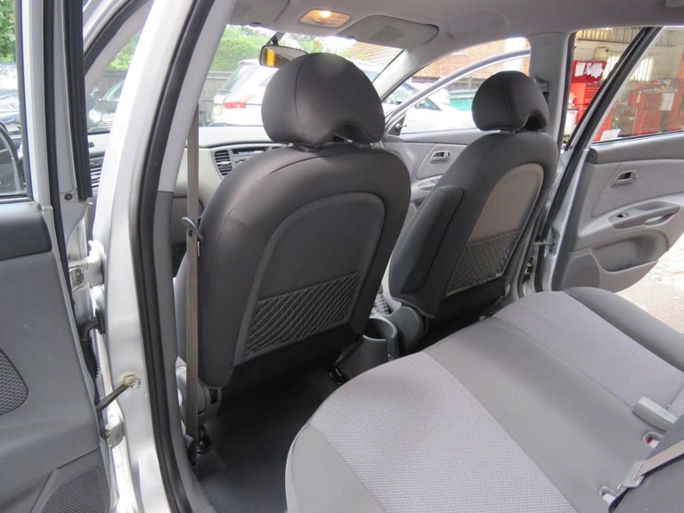 2011 Kia Rio 1.4 2 IPD 5dr HATCHBACK Petrol Manual