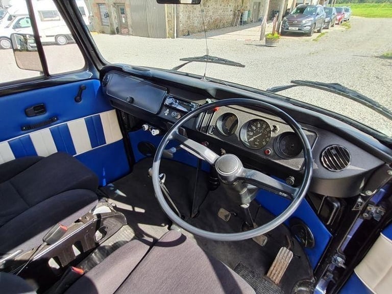 Volkswagen T2 Campervan