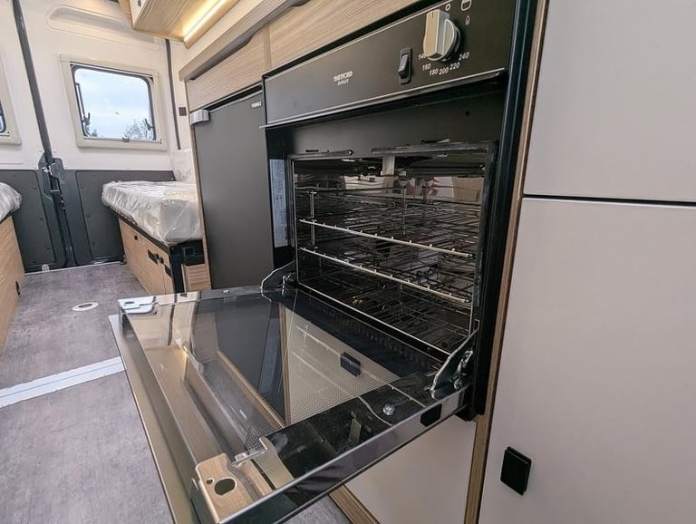 Pilote V630LG 2.2 Premium Motorhome 