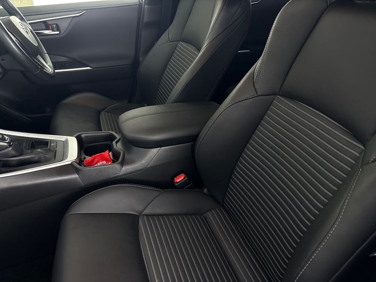 2021 Toyota RAV4 2.5 VVT-i Hybrid Black Edition 5dr CVT 2WD ESTATE PETROL/ELECTRIC Automatic