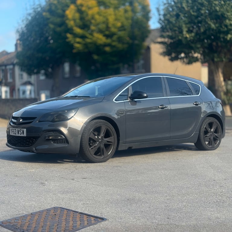 Vauxhall, ASTRA, Long MOT, Hatchback, 2014, Manual, 1364 (cc), 5 doors