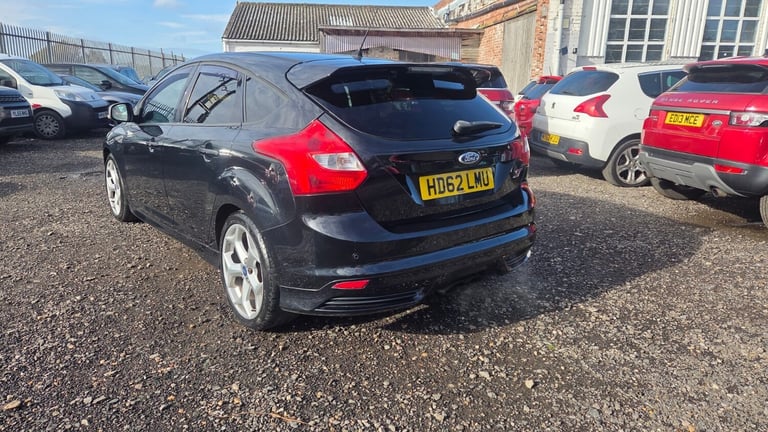 2012 Ford Focus 2.0T ST-3 5dr HATCHBACK Petrol Manual