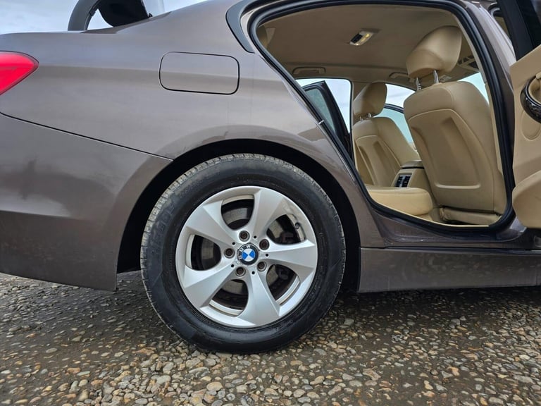 2014 BMW 3 Series 2.0 320d ED EfficientDynamics Euro 5 (s/s) 4dr Saloon Diesel Manual