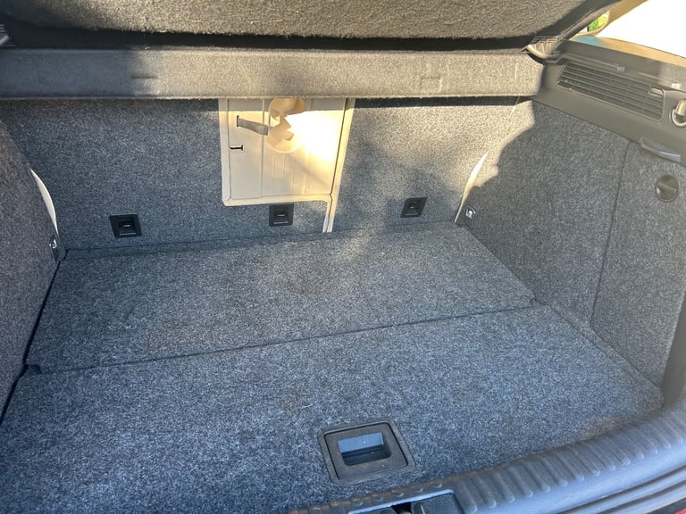 Volkswagen, TIGUAN, R Line Estate, 2010, Semi-Auto, 1968 (cc), 5 doors