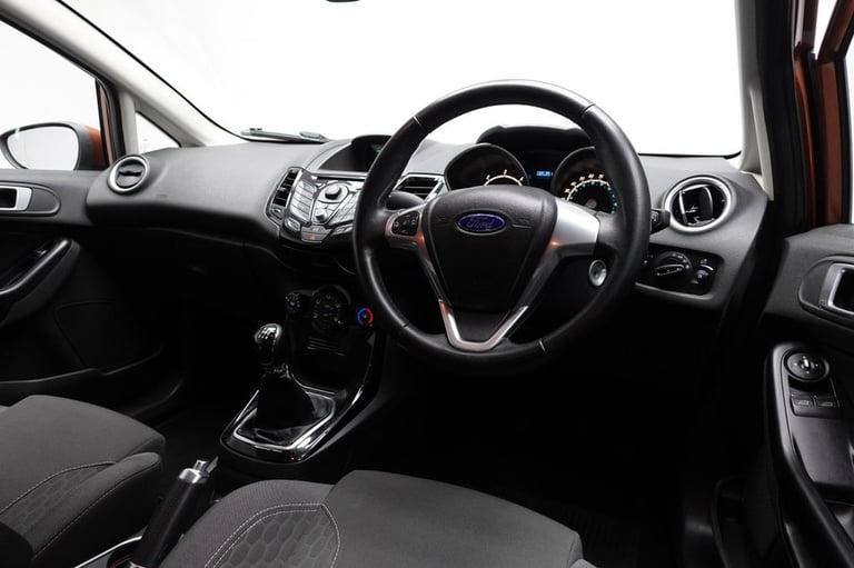 2013 Ford Fiesta 1.6 TDCi Zetec S Hatchback 3dr Diesel Manual Euro 5 (95 ps) Hatchback Diesel Manual