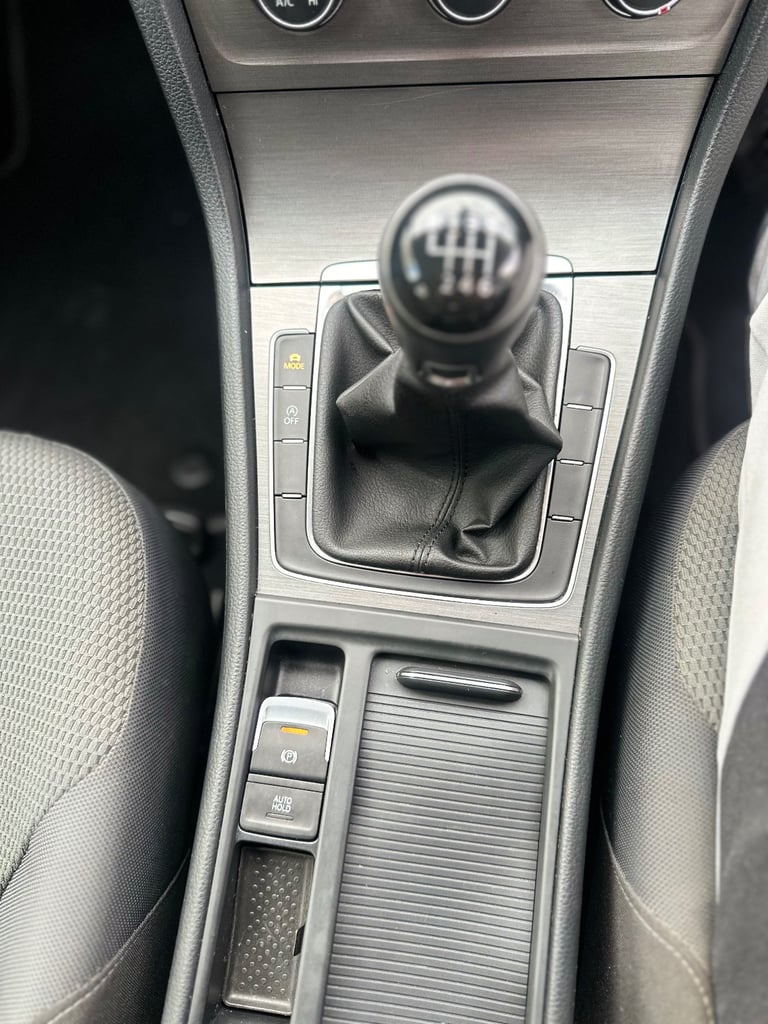 Volkswagen, GOLF, Hatchback, 2013, Manual, 1390 (cc), 5 doors