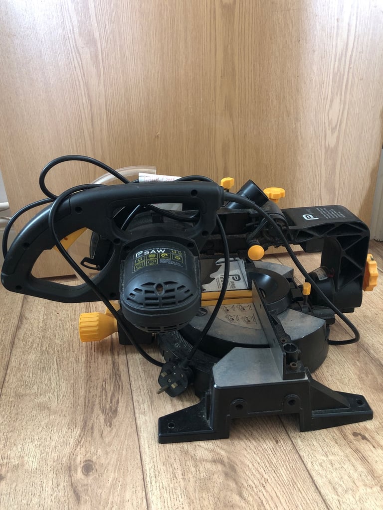 P Pro 1200W mitre saw features a ball race sliding system