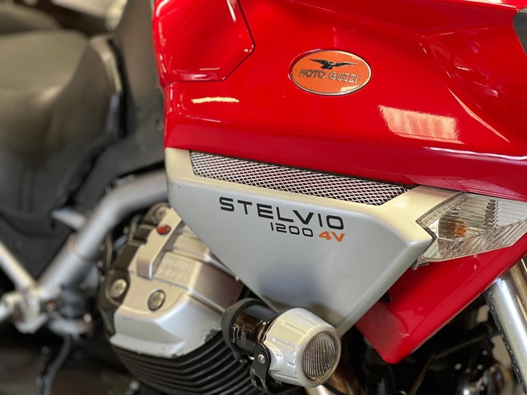 Moto Guzzi Stelvio 1200 4V ONLY 14,486 Miles