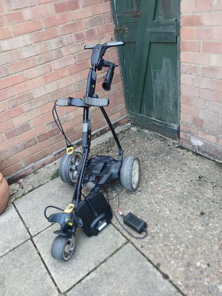 Powercaddy FW3 golf trolley