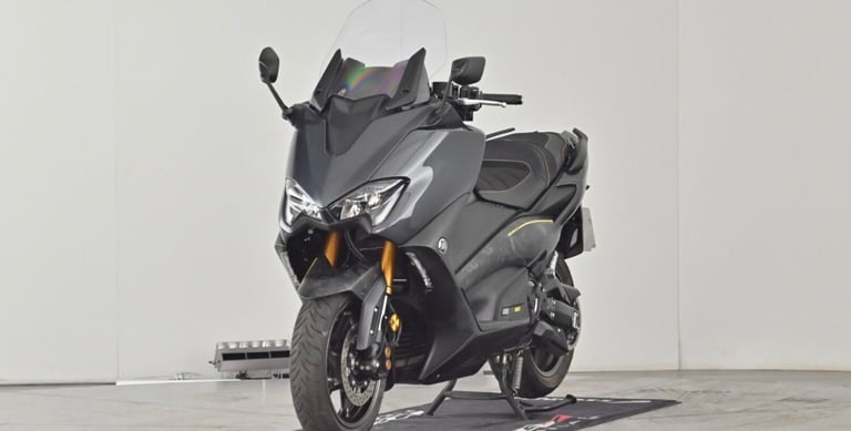 Yamaha, TMAX TECH MAX, 2021, 562 (cc)
