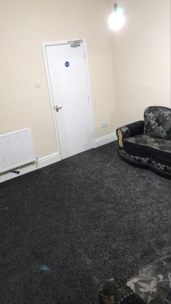 Double Room To Rent on Trenville Ave, Sparkhill. Supported Accommodation. 24Hr Move In