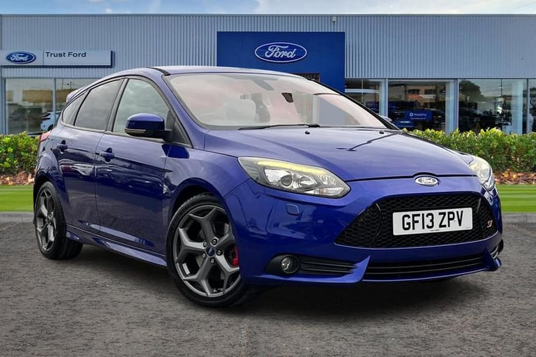 2013 Ford Focus 2.0T ST-3 5dr HATCHBACK PETROL Manual
