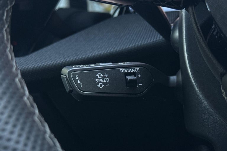 2024 Audi A3 Black Edition 35 TDI  150 PS S tronic Hatchback DIESEL Automatic