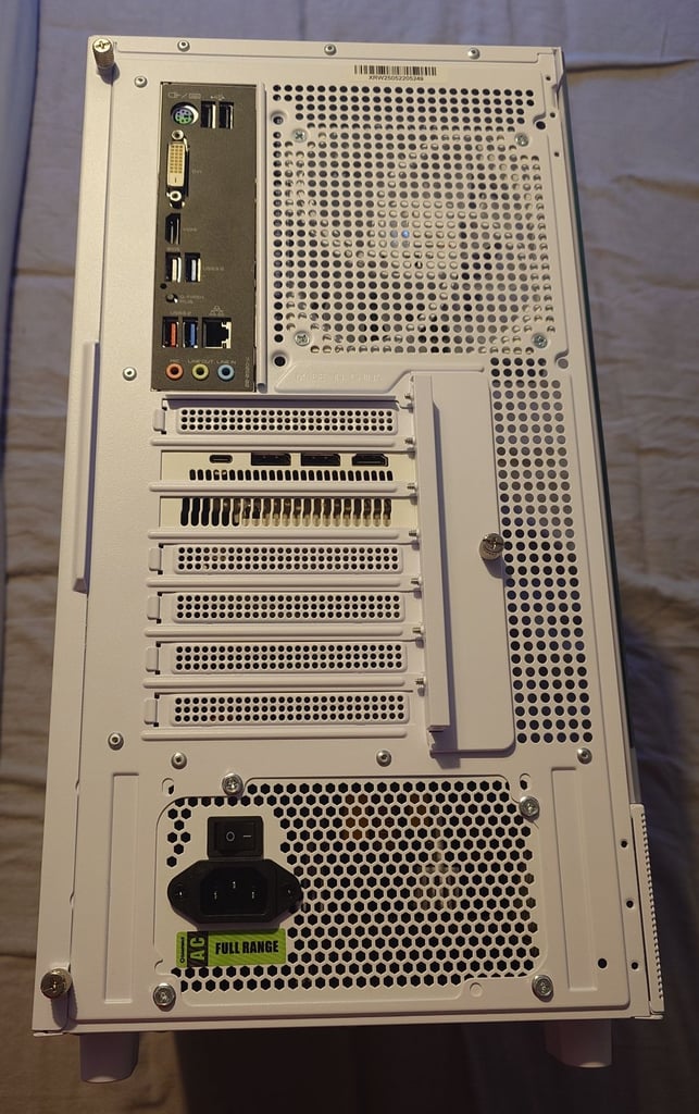 White Powerful Custom Gaming PC | RX 6800XT 16GB | Ryzen 7 3800X | 32GB RAM | 2TB SSD | Win 11 Pro