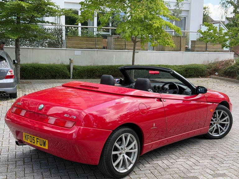 2005 Alfa Romeo Spider 2.0 JTS Lusso 2dr CONVERTIBLE Petrol Manual