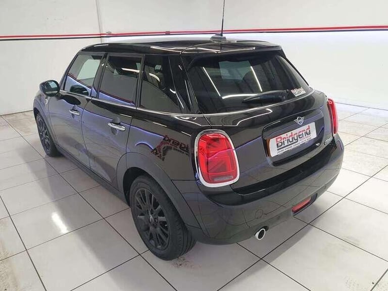 2020 MINI Hatch 1.5 Cooper Classic Hatchback 5dr HATCHBACK Petrol Manual