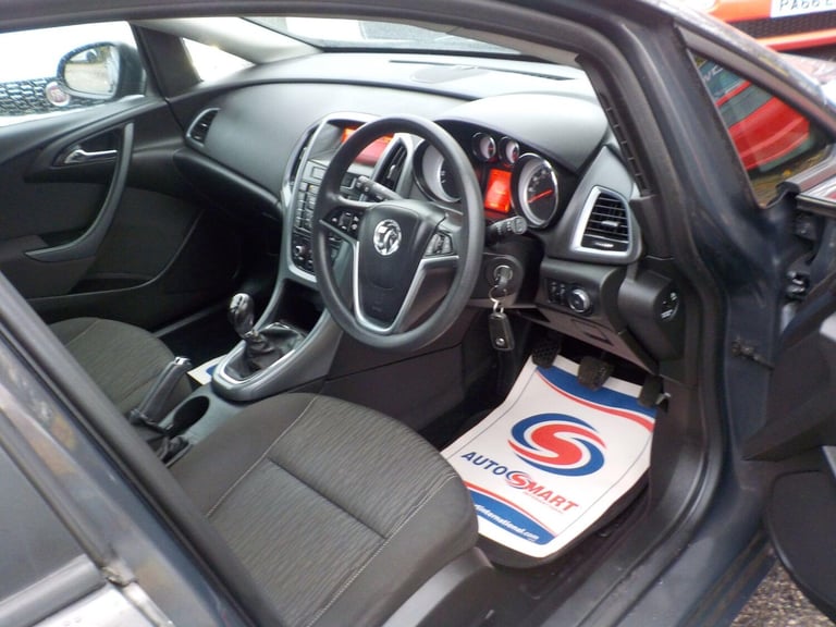 2015 Vauxhall Astra 1.6 CDTi ecoFLEX 94g Design Euro 6 (s/s) 5dr HATCHBACK Diesel Manual