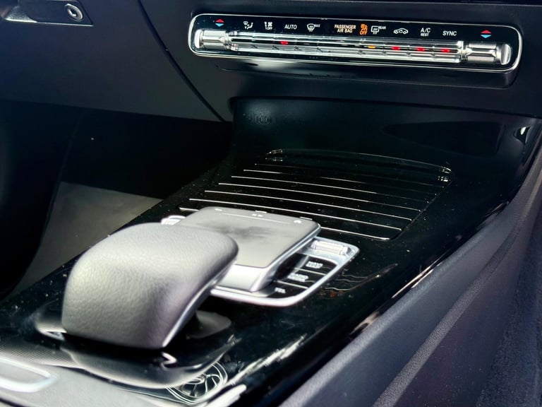 2019 Mercedes-Benz A-Class 1.3 A180 AMG Line (Premium) 7G-DCT Euro 6 (s/s) 5dr HATCHBACK Petrol A...