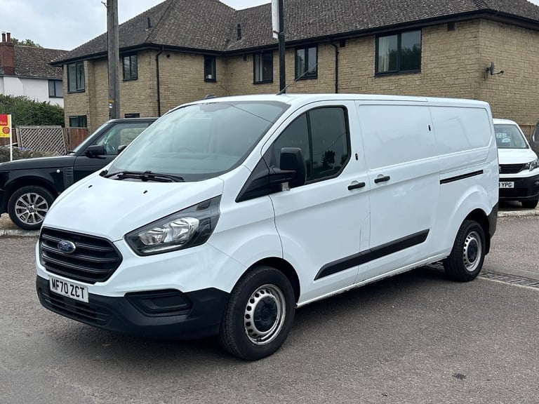 FORD TRANSIT CUSTOM 2.0 340 A/C LWB + Â?14,975 Plus VAT +