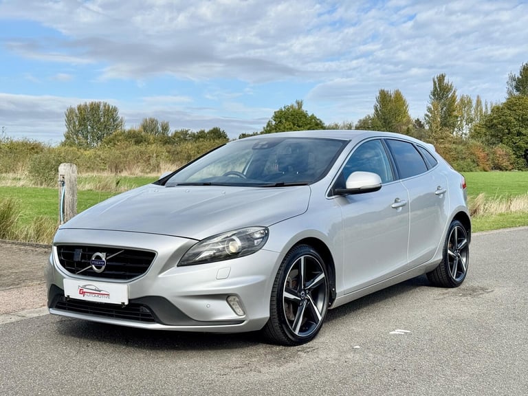 2016 Volvo V40 2.0 D4 R-Design Lux Nav Auto Euro 6 (s/s) 5dr HATCHBACK Diesel Automatic