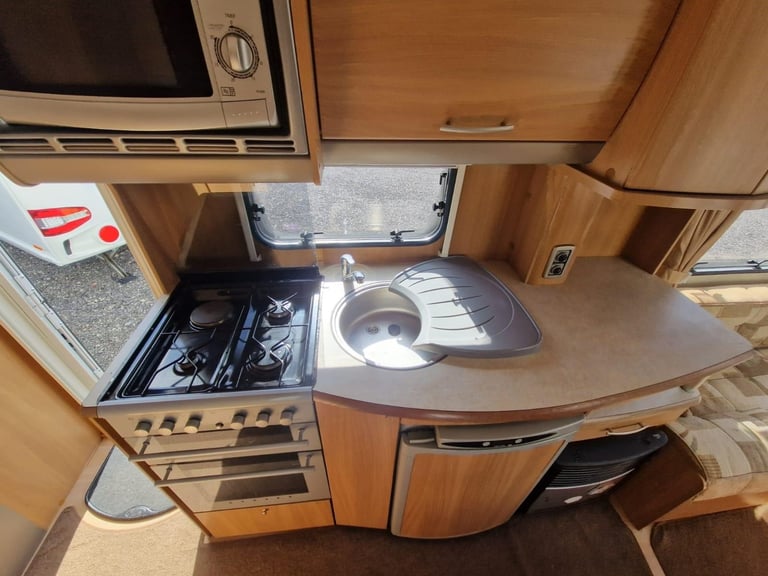 2008 Swift Challenger 530 Single Axle 4 Berth Large Rear Bathroom Bunk Bed