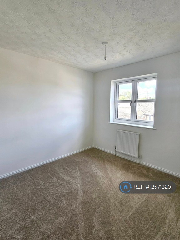 3 bedroom house in Church Street, Gawcott, Buckingham, MK18 (3 bed) (#2571320)