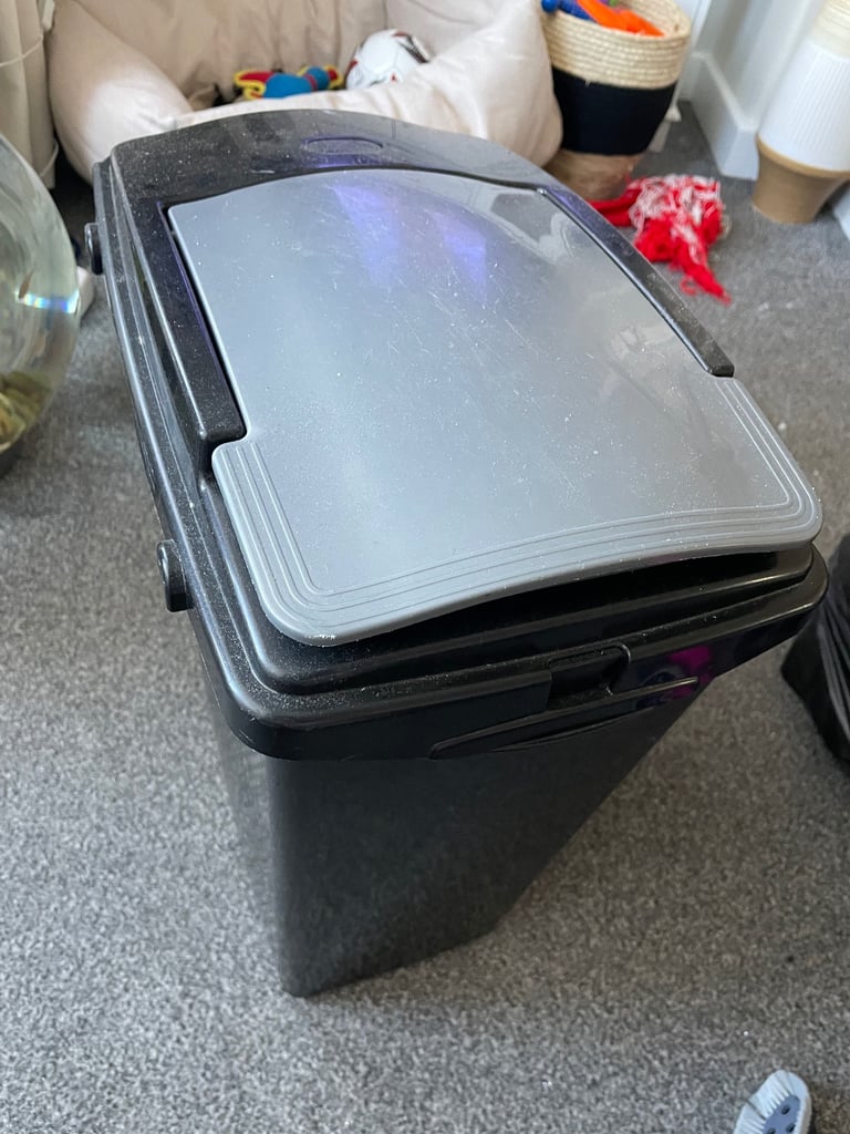 Addis Bin FREE MUST GO TODAY 