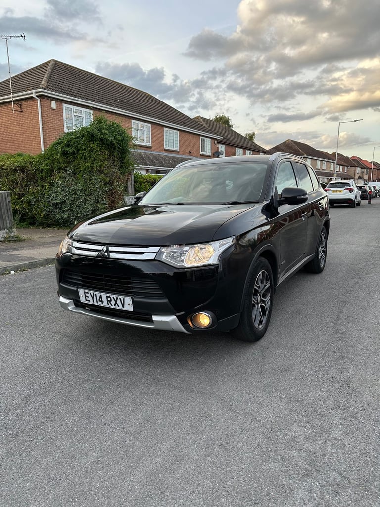 Mitsubishi, OUTLANDER, Estate, 2014, Manual, 2268 (cc), 5 doors - 7 Seater
