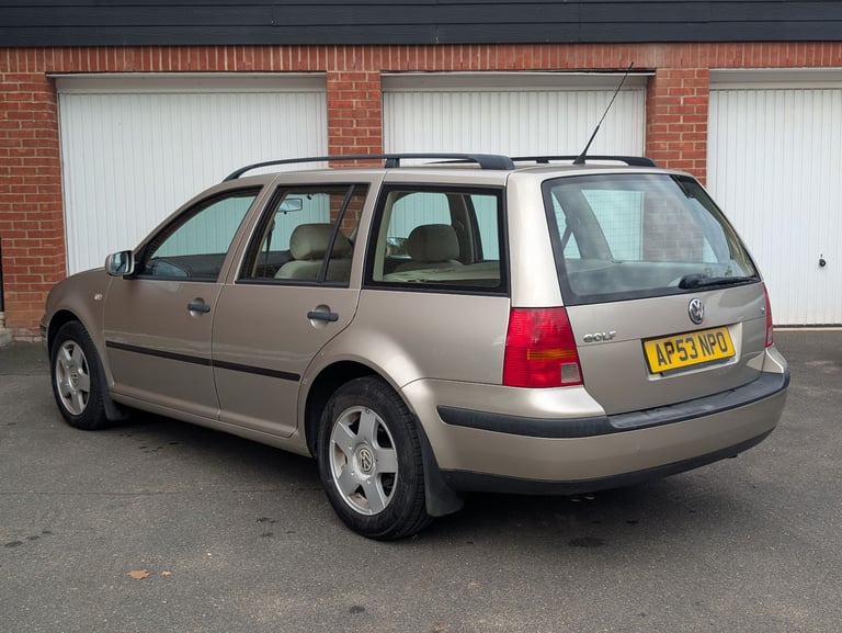 Volkswagen, GOLF, Estate, 2004, Other, 1595 (cc), 5 doors