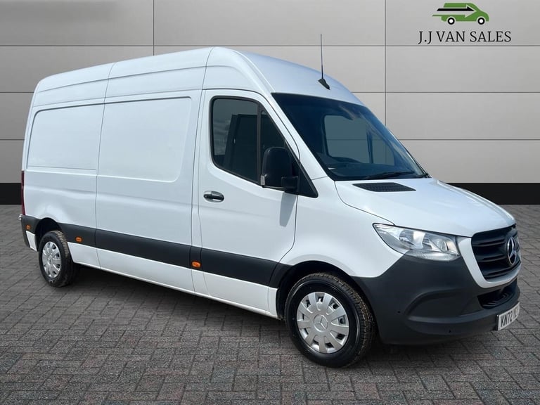 image for 2022 Mercedes-Benz Sprinter 2.0 315 CDI Premium FWD L2 H2 Euro 6 (s/s) 5dr PANEL VAN Diesel Manual