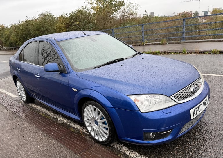 Ford Mondeo ST , New MOT, 2.2cc manual 6 speed. 