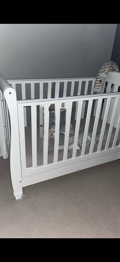 image for Babymore Eva sleigh cot bed 