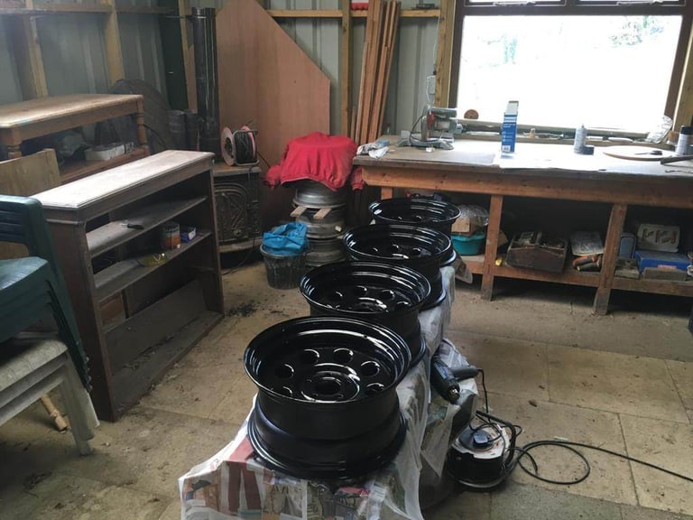 set of black steel wheels 16" 114.3 x 5 jeep cherokee