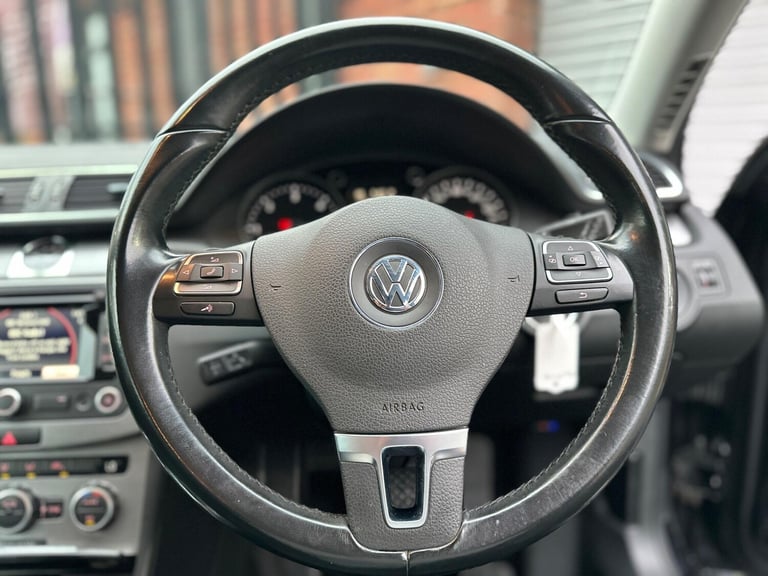 2013 Volkswagen Passat 2.0 TDI BlueMotion Tech Highline DSG Euro 5 (s/s) 5dr ESTATE Diesel Automatic