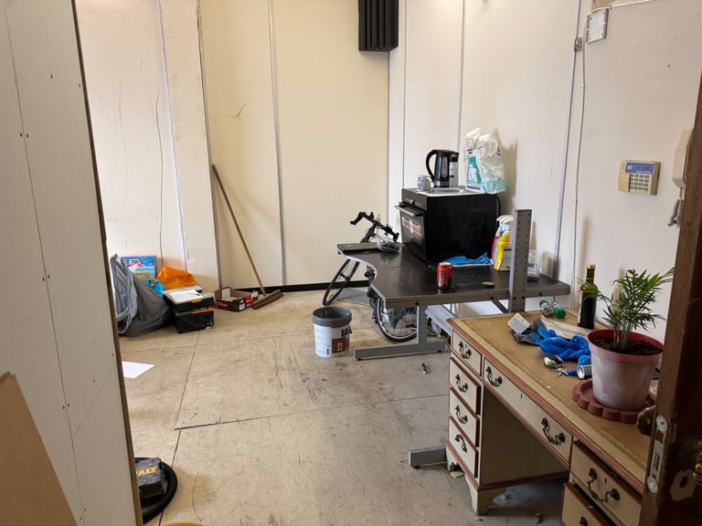 Two commercial units in Zone two