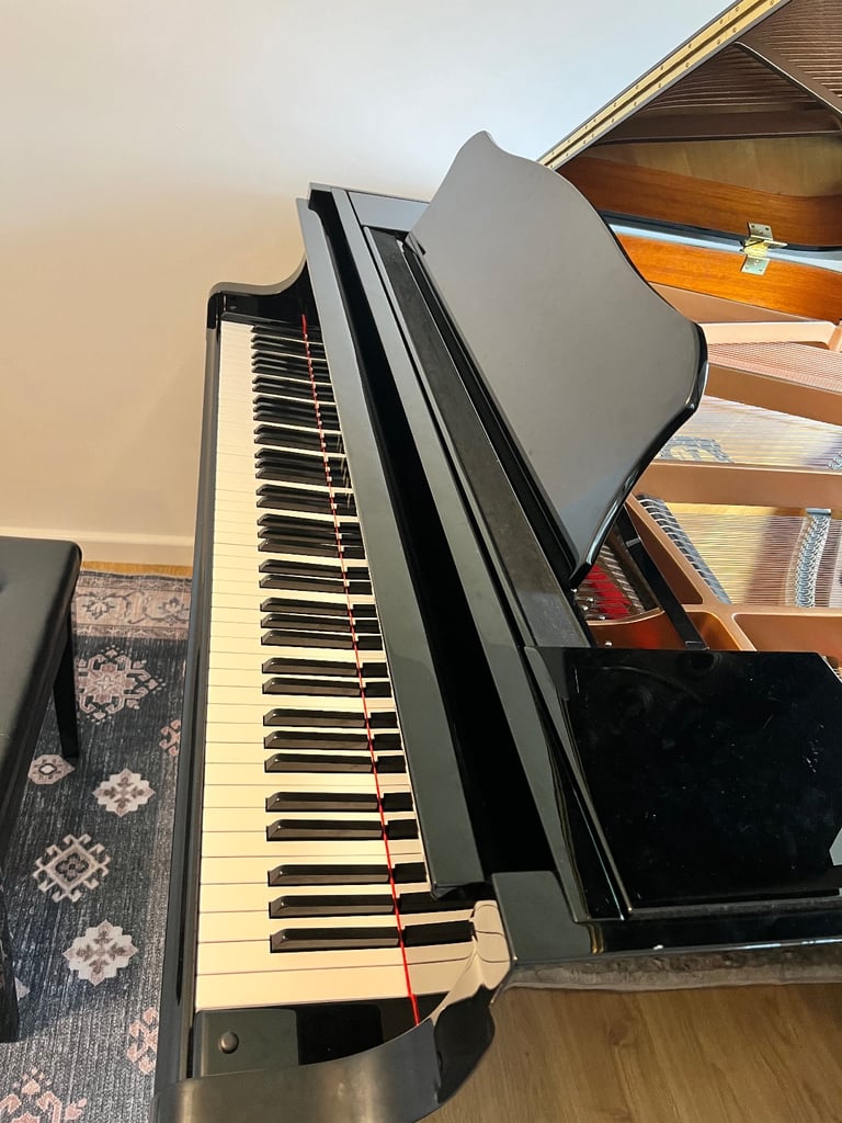 Yamaha GB1K Grand Piano – Polished Ebony (2012) – Excellent Condition