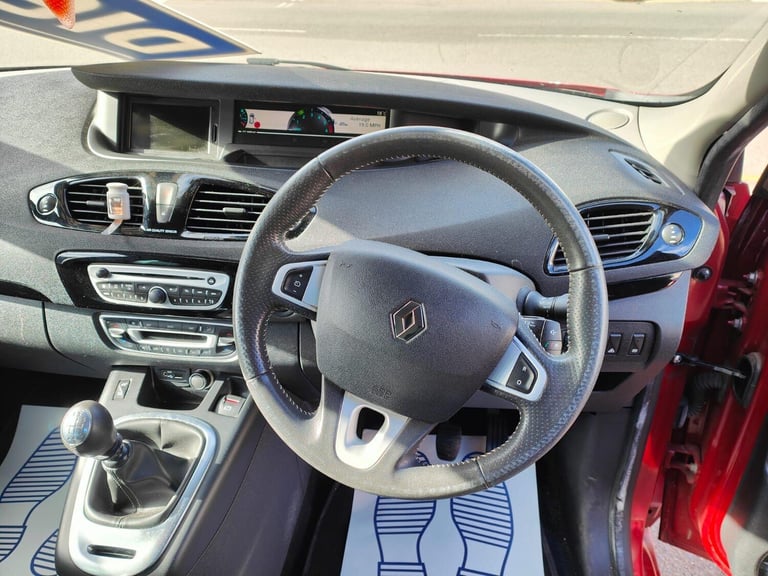 2012 Renault Scenic 1.6 dCi Dynamique TomTom Euro 5 (s/s) 5dr MPV Diesel Manual