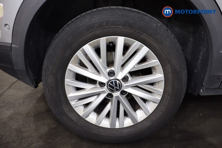 2022 Volkswagen T-Roc 1.5 TSI Life 5dr DSG SUV Petrol Automatic