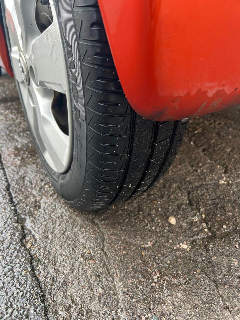 Toyota aygo vvt Fire 2013