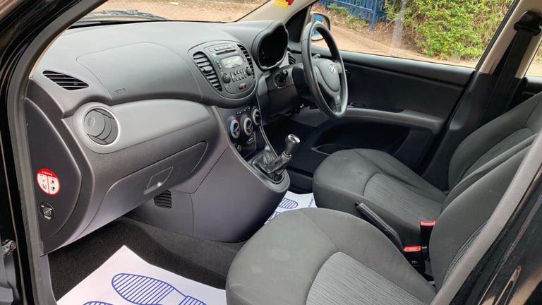 HYUNDAI i10 ACTIVE 5 DOOR HATCHBACK MANUAL ULEZ £20 ROAD TAX