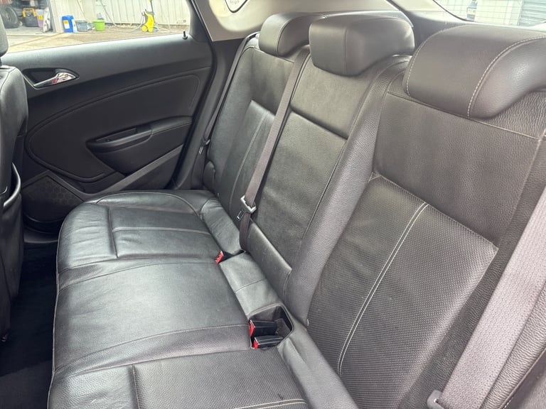 Vauxhall, ASTRA ELITE 2.0 CDTI 5dr manual Hatchback # GREAT VALUE #