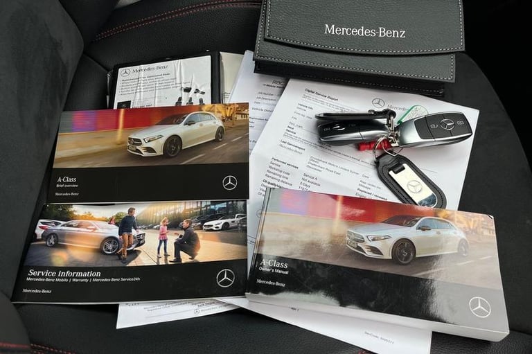 2020 Mercedes-Benz A-Class A180 AMG Line Executive NAVIGATION, HEATED SEATS, REAR CAMERA! Manual ...