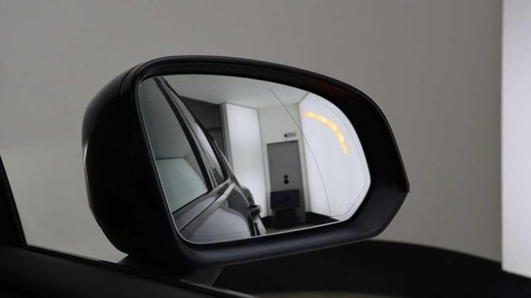 2025 Volvo XC40 Black Edition Ultra B3 Mild hybrid Petrol Automatic SUV Hybrid Automatic