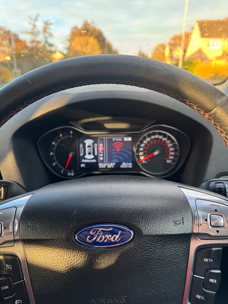 Ford, MONDEO, Estate, 2011, Manual, 1997 (cc), 5 doors