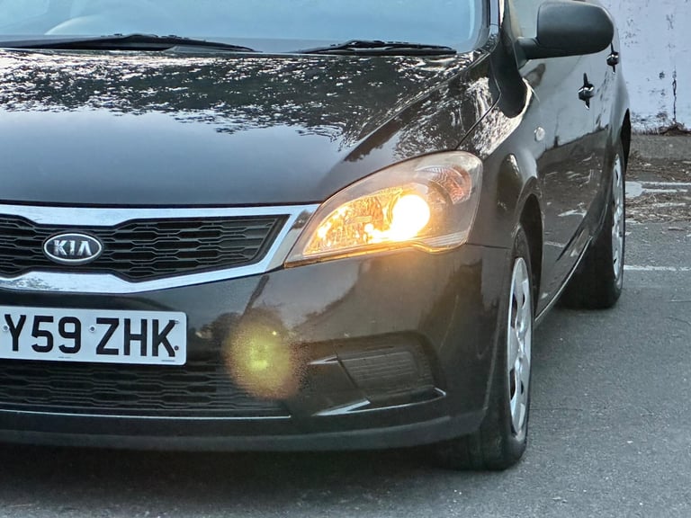 2010 Kia Ceed 1.6 1 Auto Euro 4 5dr HATCHBACK Petrol Automatic