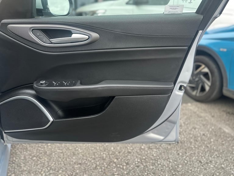 2020 Alfa Romeo Giulia 2.0T Veloce Saloon 4dr Petrol Auto Euro 6 (s/s) (280 ps) SALOON Petrol Aut...