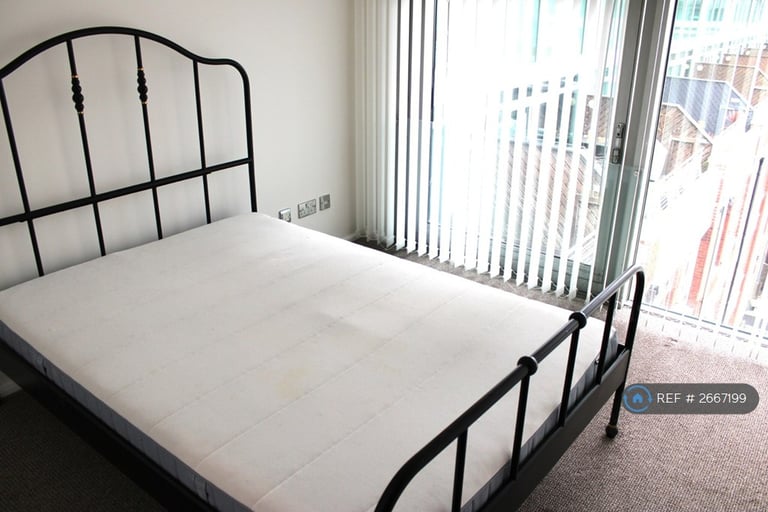 4 bedroom flat in New Hampton Lofts, Birmingham, B18 (4 bed) (#2667199)